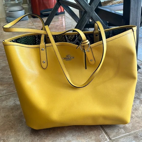 Coach | Bags | Coach Tote Yellow Reversible To Yellow And  display picture 1